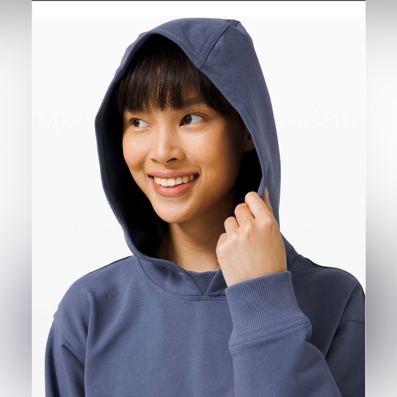 Lululemon All Yours Cropped Hoodie
Ink Blue Sz 8 - Picture 3 of 6